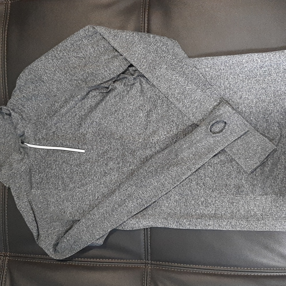 1/4 zip lightweight top